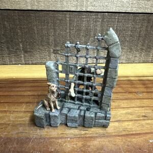 2006 Hallmark Magic Pirates of the Caribbean Ornament Works! Dog Jack Sparrow